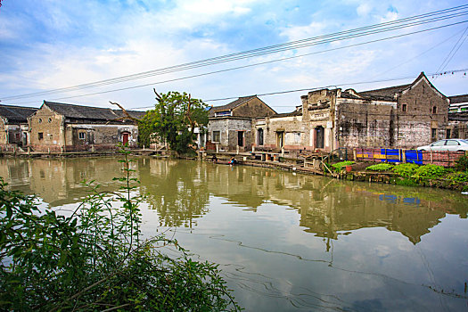 lo khung mb